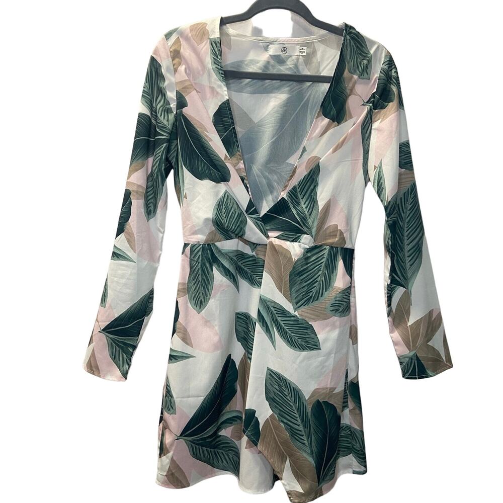 Missguided sexy mini dress with plunging neckline and palm print size 2